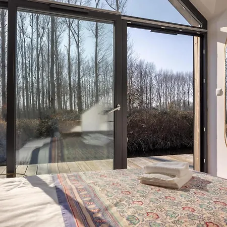 Tiny House By The Water In - Tuin Keet - 24 펜션 *